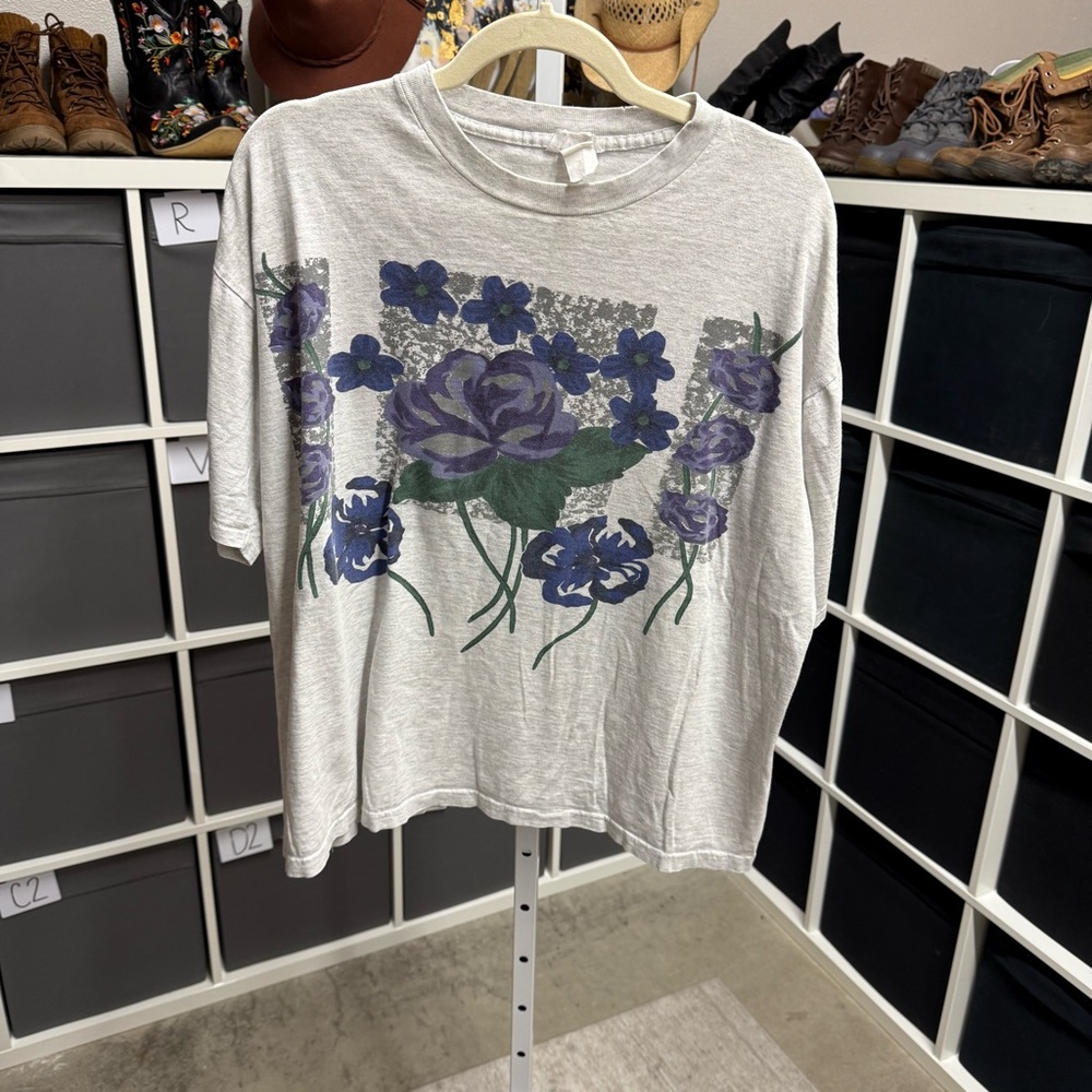 L.A. Sport Vintage 90s Floral Grannycore Graphic T-Shirt